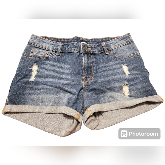𝅺Bdg midrise alexa‎ shorts - Picture 1 of 5